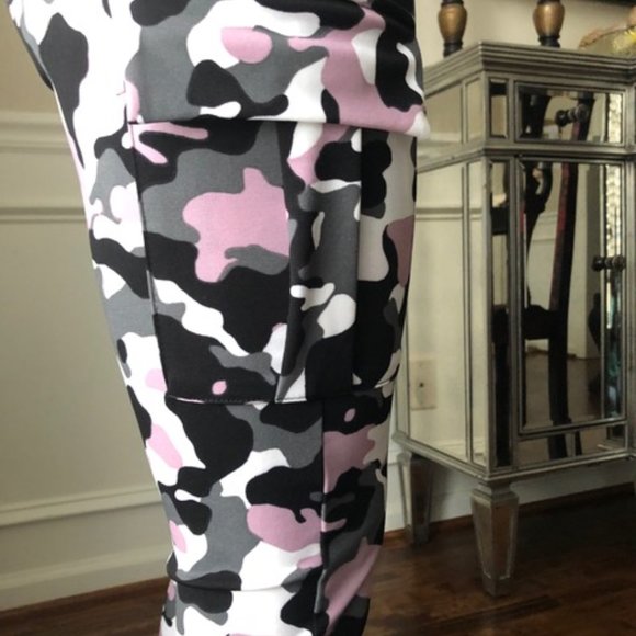 Yoga pants - Picture 4 of 8